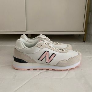NB Sneakers